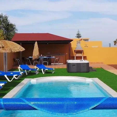 Luxury At Golf Course Вилла Коста-де-Антигуа